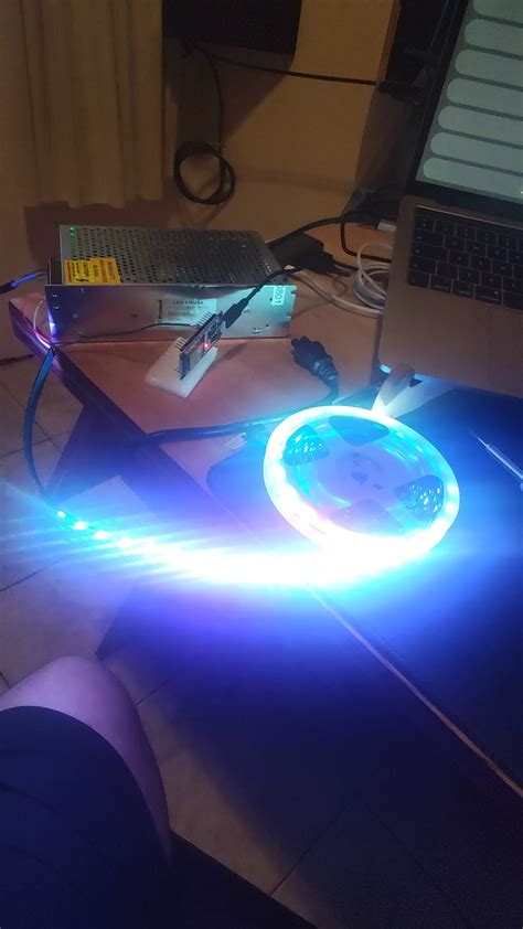 Problems with an esp32 and ws2811 12v leds : r/WLED