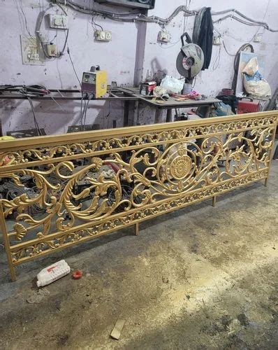 Wrought Iron Balcony Railing, For Home at Rs 3700/sq ft in New Delhi ...