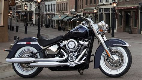 The Harley Davidson Flde Softail Deluxe Is All Charm Hdforums