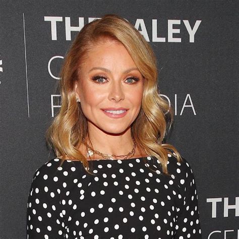 Kelly Ripa Latest News And Photos Hello Page 7 Of 18