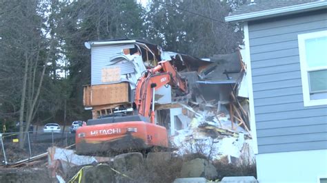 Community conflicted over demolition of Idaho home where 4 college ...