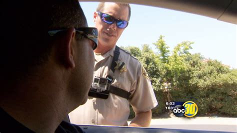 Fresno County Sheriff's Office demonstrates how to handle a traffic ...