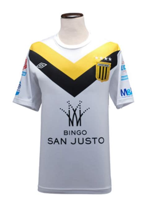 Club Almirante Brown Away Kit