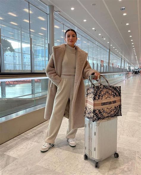 Winter Travel Outfits To Keep You Cozy And Chic Ropa De Aeropuerto