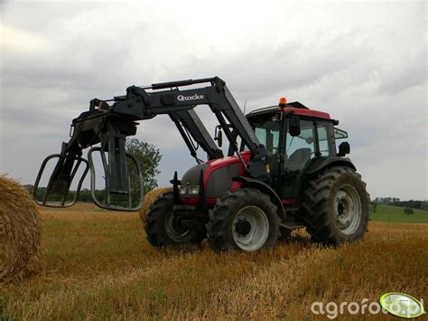 Foto Ciagnik Valtra A Id Galeria Rolnicza Agrofoto