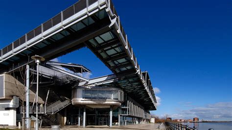 Try Out Glass Blowing At The National Glass Centre Visitengland