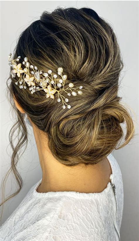 70 Latest Updo Hairstyles For Your Trendy Looks In 2021 Romantic