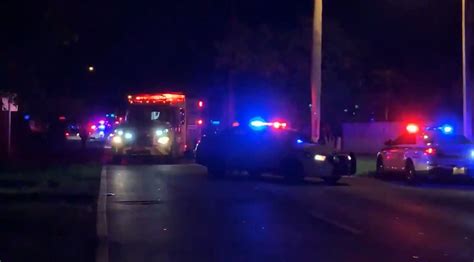 Man Dead Officer Transported After Multi Vehicle Crash In Sw Miami