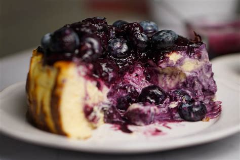 Blueberry Basque Burnt Cheesecake With Blueberry Glaze