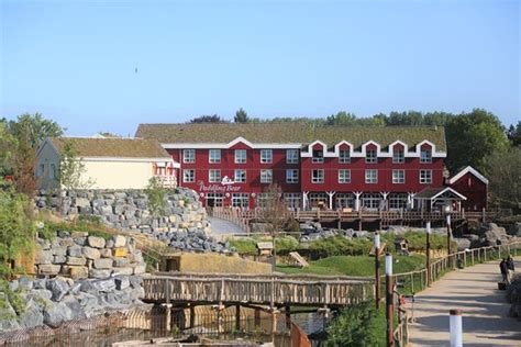 PAIRI DAIZA RESORT - Hotel Reviews (Brugelette, Belgium)