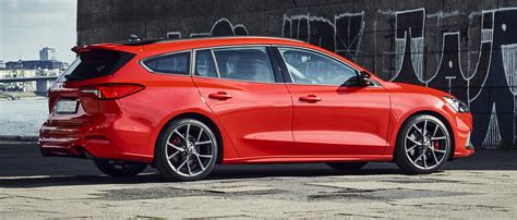 2019 Ford Focus St Mk4 The Wagon Makes Its Debut Ford Focus St Wagon