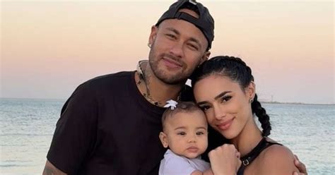 Neymar Jr grava recado da filha Mavie para a mãe Bruna Biancardi