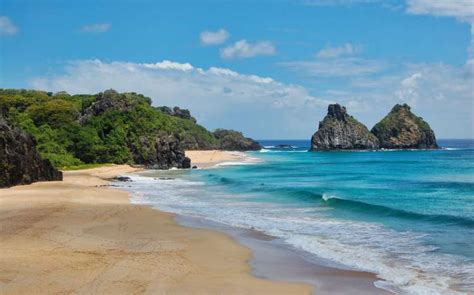 Baia do Sancho Beach / Fernando de Noronha / Pernambuco // World Beach Guide