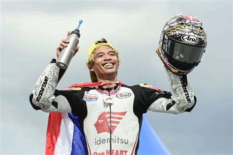 Moto2 Somkiat Chantra héros dans son pays natal cest un podium de