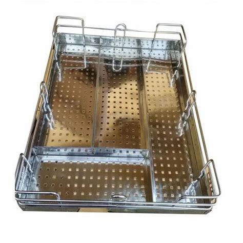 Silver Rectangular Stainless Steel Cutlery Basket For Kitchen Size