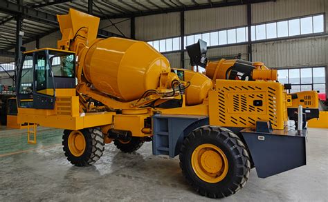 Auto Mobile 5 0m3 Shovel Self Loading Concrete Mixer Mobile Beton Mixer