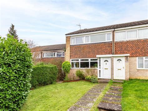 3 Bed Semi Detached House For Sale In Corbet Ride Leighton Buzzard Lu7