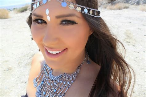 The Best Coachella Inspired Makeup Tutorial Mash Elle