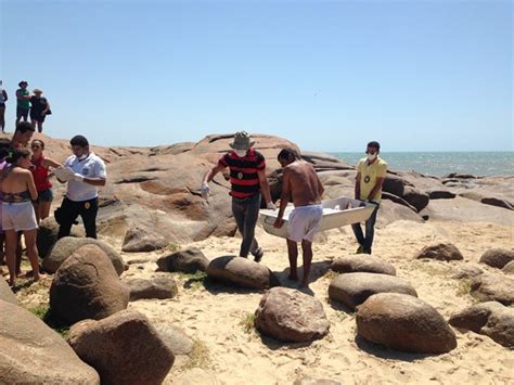 Banhista Morre Afogado Na Praia Da Pedra Do Sal Em Ilha Grande De Santa