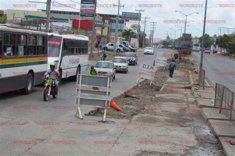 Atienden Fuga De Aguas Negras