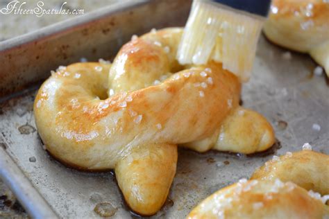 Simple Hot Buttered Fluffy Pretzels 247 Moms