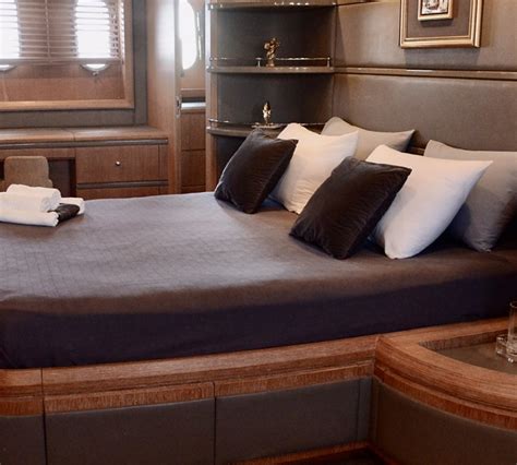 M Y Obsidian Yacht Charter Details Azimut Leonardo Charterworld