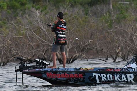 Zaldain S Championship Sunday Bassmaster