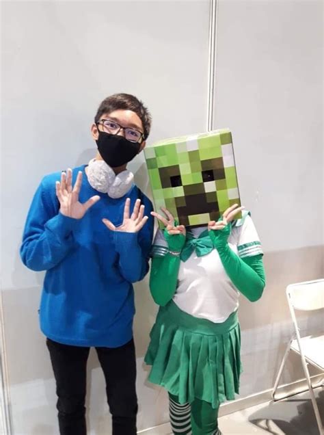 An Interesting Creeper Cosplay Minecraft