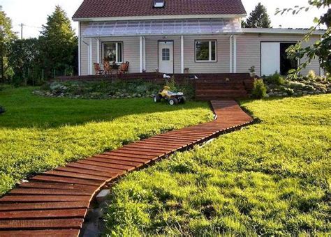 Дорожки из дерева для садового участка: 40 красивых вариантов | Живу за ...