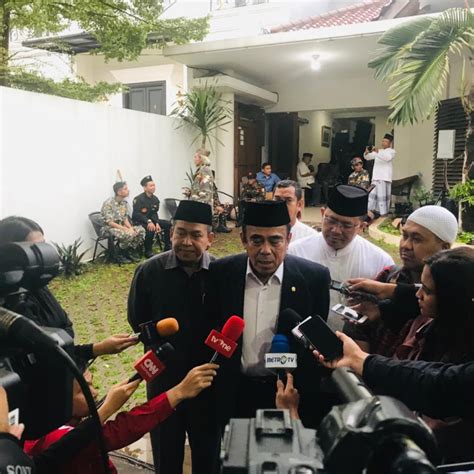 Menag Kenang Gus Sholah Sebagai Tokoh Semua Agama