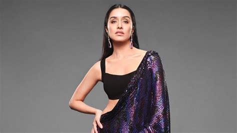 Shraddha Kapoors Sensual Sequin Saree And Sleeveless Blouse Will