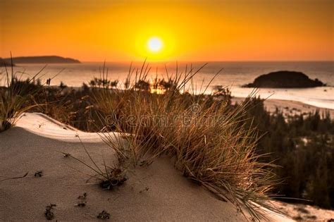 Paisaje Marino De La Naturaleza Con Los Cantos Rodados Las Islas Y Las