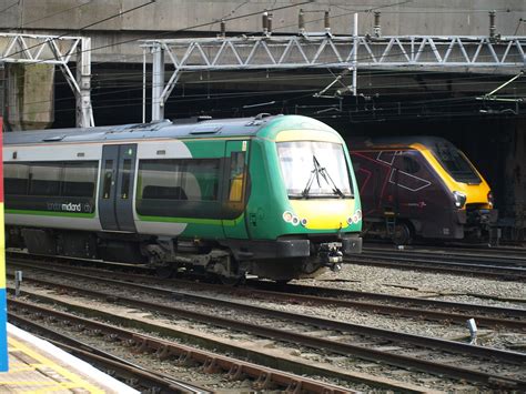 London Midland Class Turbostar Arrives At Birmi Flickr