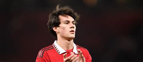 Official Manchester United Confirm Facundo Pellistri Has Left To Join