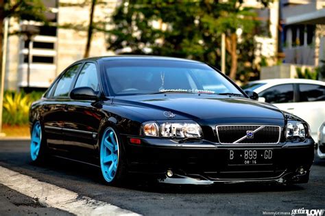 Stanced Hendrikabenk's 2001 VOLVO S80 | GettinLOW.com | Volvo, Volvo ...