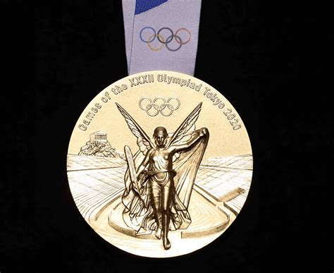 Tokyo 2020 Olympic medals revealed - Triathlon Magazine Canada