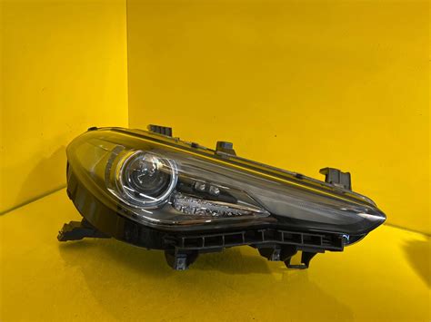 LAMPA PRAWA ALFA ROMEO GIULIA BI XENON 50532550 50532550 za 4000 zł z