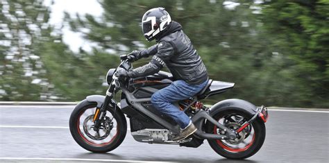 Harley-Davidson invests in electric motorcycle startup Alta Motors ahead of launching its own ...