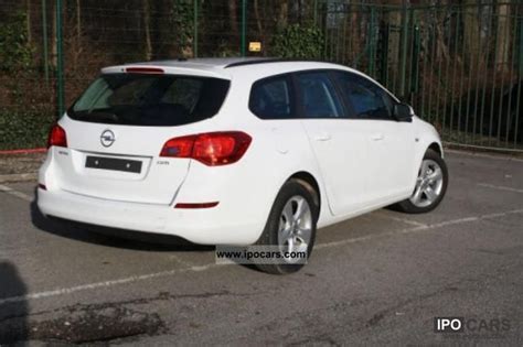 Opel Astra Cdti Ps Sport Tourer Cdti Kw Car Photo