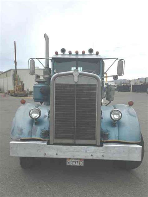 Kenworth 521 1955 Daycab Semi Trucks