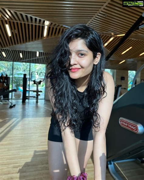 Ritika Singh Wiki Biography Age Gallery Spouse And More