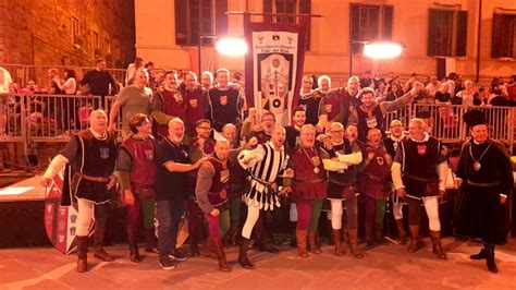 Palio Dei Rioni Vince Porta Romana Con Uno Schiacciante 6 1 Contro