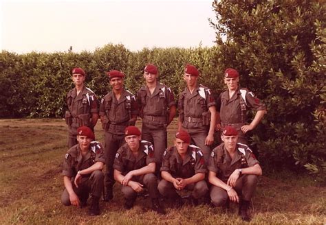 Photo de classe Groupe 22 6ème RPIMA MT DE MAESAN de 1985 6régiment