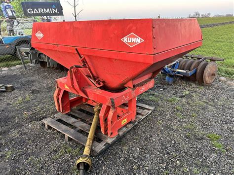 Rozsiewacz Do Nawozow Kuhn Rauch Mds 701 Siewka Sulky Amazone Lely