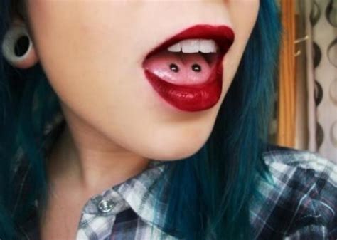 Scoop Piercing Piercings Tongue Piercing Cute Piercings