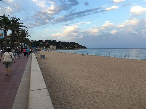 Fenals Beach Lloret De Mar 2020 Alles Wat U Moet Weten Voordat Je