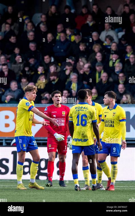 Leeuwarden Discussion Among The Players Of Cambuur After The Goal Of