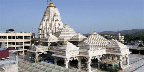 Ambaji Temple – Garha Tour & Travels