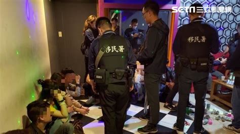 嘉義農舍改裝成夜店 46警破外籍毒趴 8移工蹲地嚇傻 社會 三立新聞網 Setn