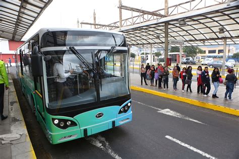 Bus articulado Eléctrico Quito Informa